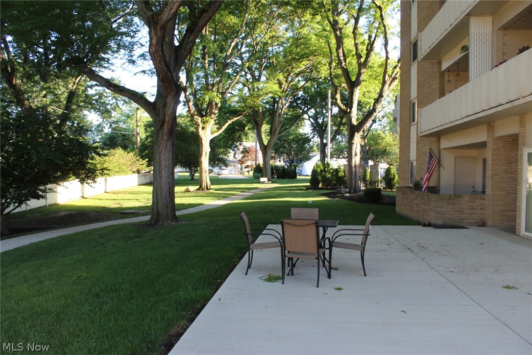 2109 Wooster Road, Unit 48 Rocky River, OH 44116 - Photo 5 of 29