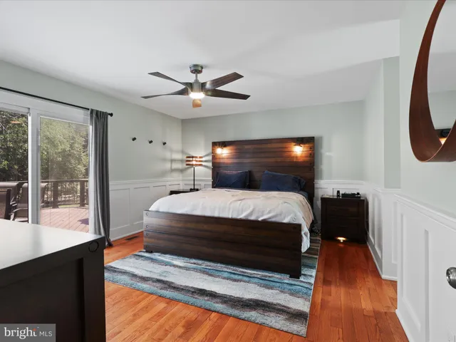 $975,000 | 13505 Clear Lake Court, Herndon, VA 20171