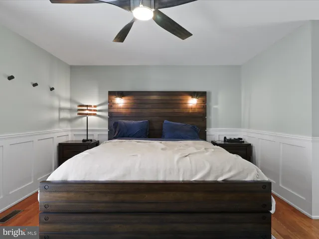 $975,000 | 13505 Clear Lake Court, Herndon, VA 20171