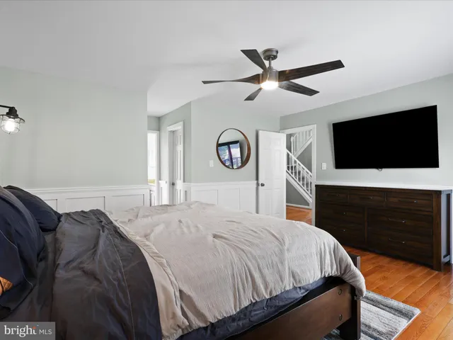 $975,000 | 13505 Clear Lake Court, Herndon, VA 20171