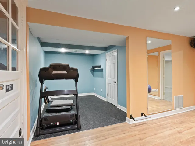 $975,000 | 13505 Clear Lake Court, Herndon, VA 20171