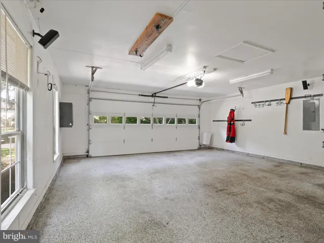 $975,000 | 13505 Clear Lake Court, Herndon, VA 20171