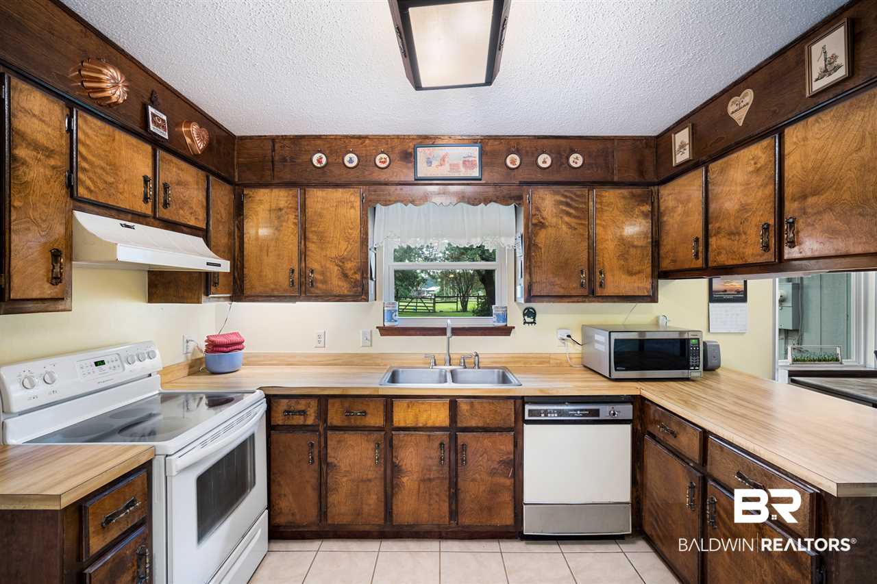 15812 Old Pierce Road Fairhope, AL 36532 - Photo 12 of 36