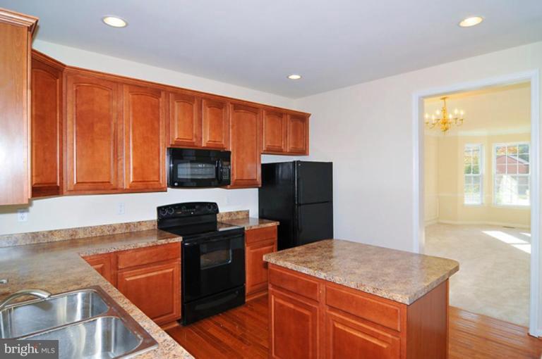 9965 Guilford Road Jessup, MD 20794 - Photo 8 of 19 Kitchen #2