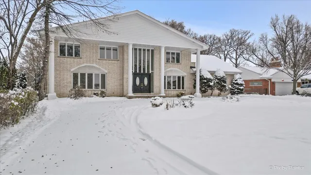 $799,900 | 274 Timber View Drive, Oak Brook, IL 60523