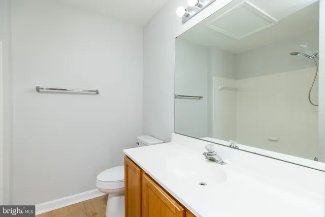 $2,700 | 8 Barclay Drive, Hockessin, DE 19707