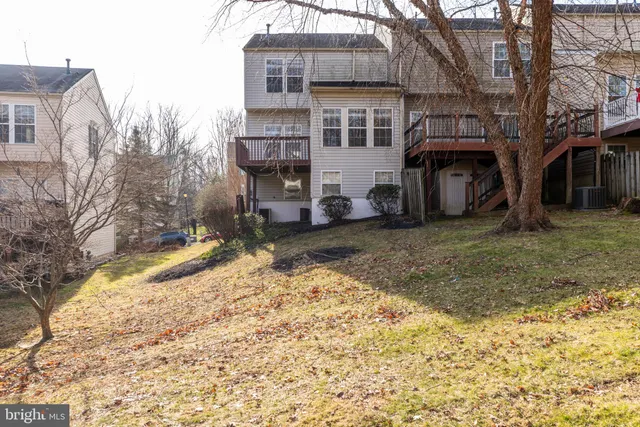 $2,700 | 8 Barclay Drive, Hockessin, DE 19707