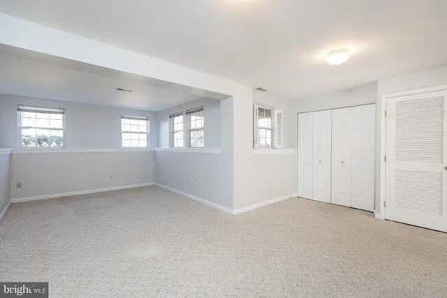 $2,700 | 8 Barclay Drive, Hockessin, DE 19707