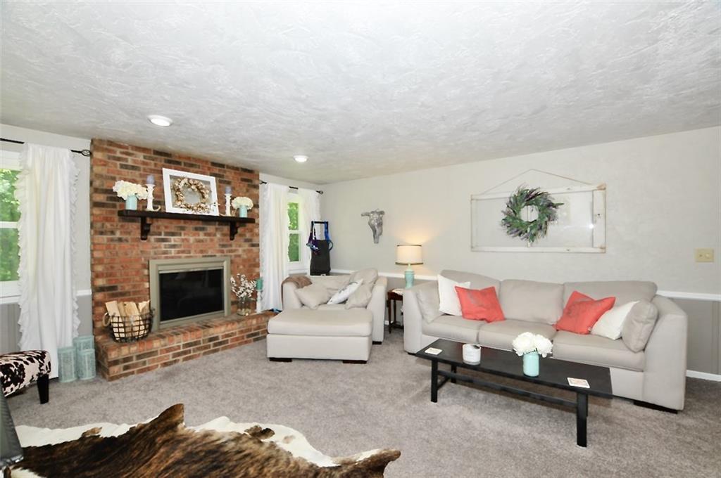 100 South Westbury Road Pendleton, IN 46064 - Photo 5 of 14 Gallery Image 5