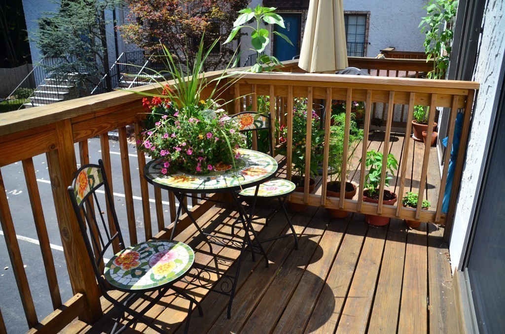 20 Bennett Street, Unit B Wakefield, MA 01880 - Photo 8 of 15