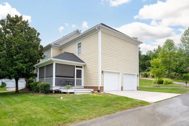 $549,900 | 5877 Courtyard Circle, Chattanooga, TN 37415