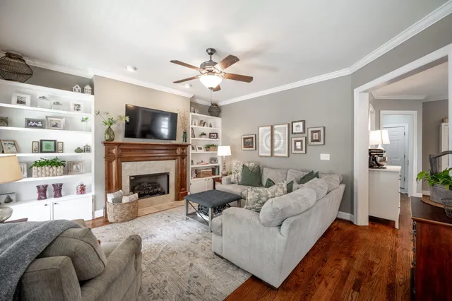 $549,900 | 5877 Courtyard Circle, Chattanooga, TN 37415