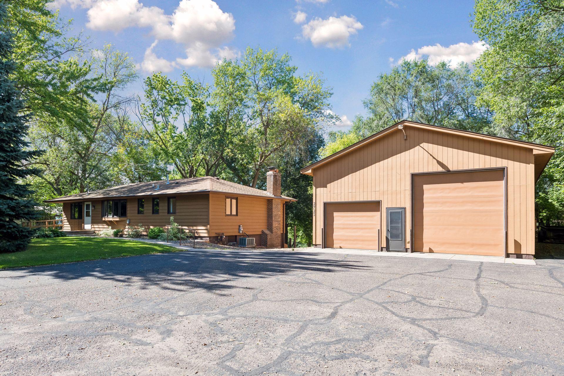 2725 Nelson Road Independence, MN 55328 - Photo 1 of 57 Gallery Image 1