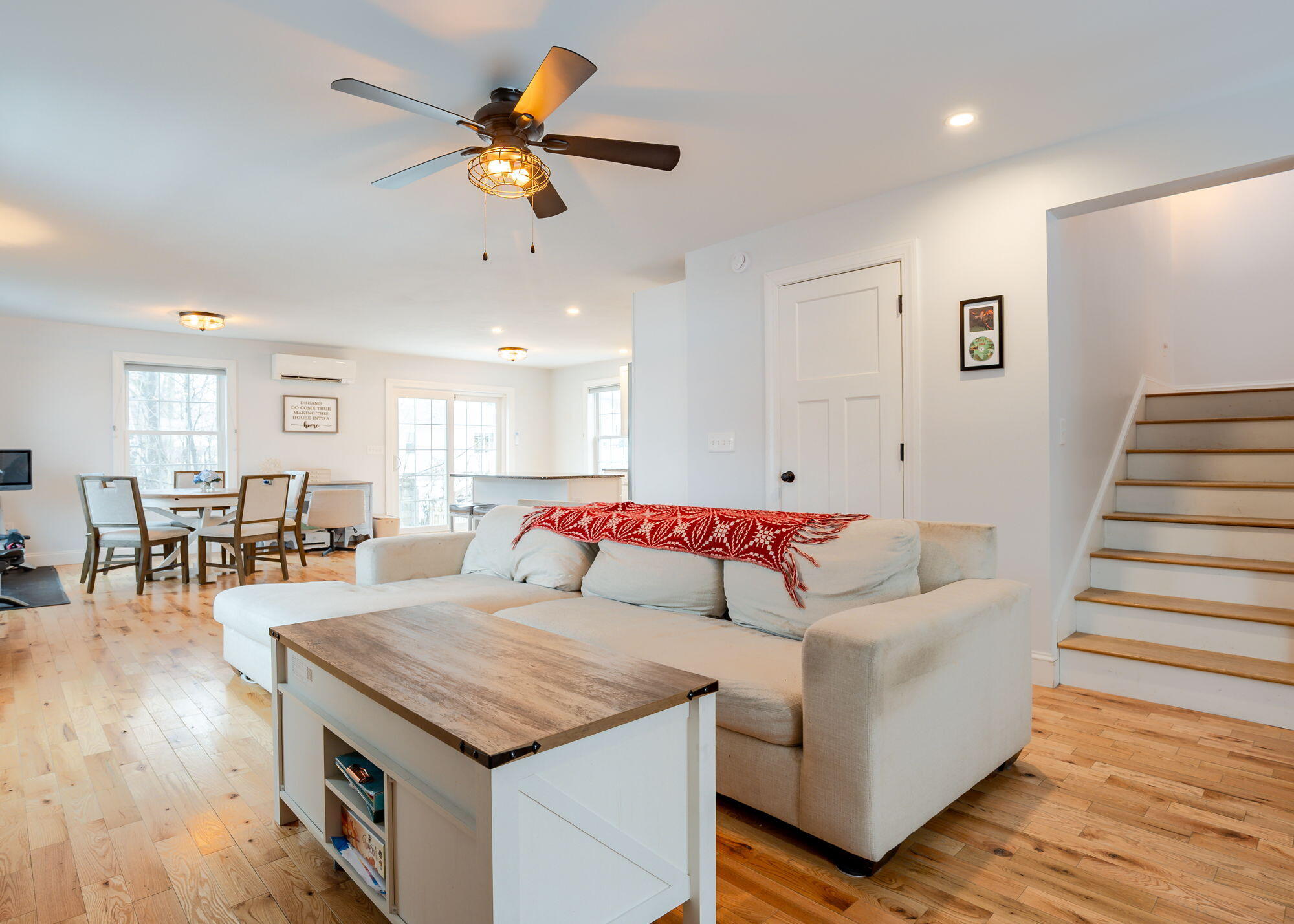 25 Raymond Street Biddeford, ME 04005 - Photo 6 of 48 25RaymondSt-Biddeford-05