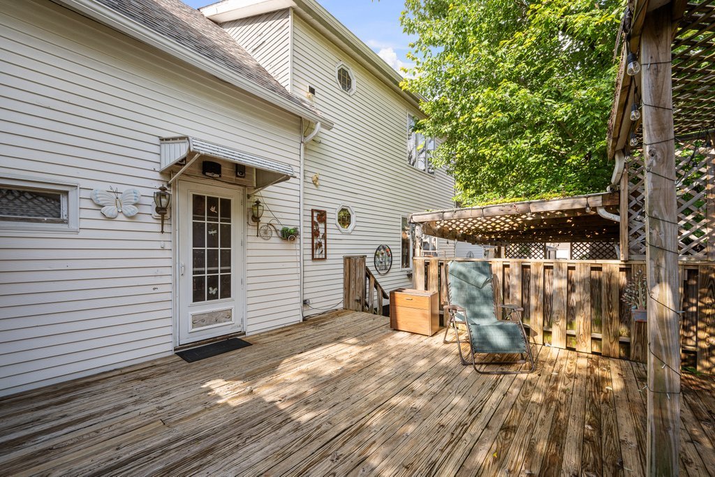 1424 11th Street Moline, IL 61265 - Photo 4 of 46