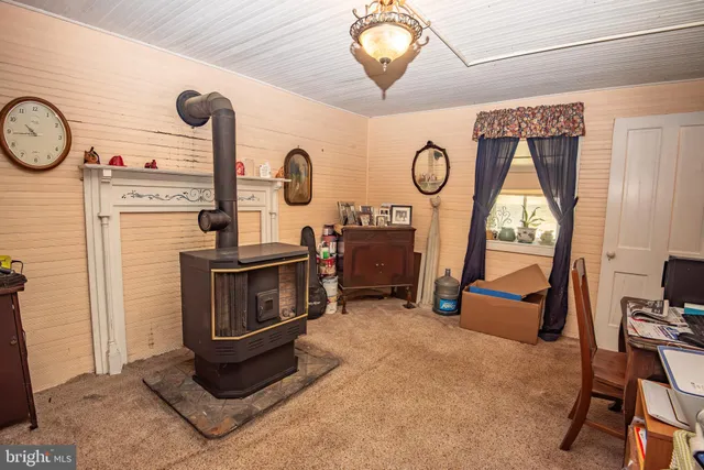a view of living room washer and dryer
