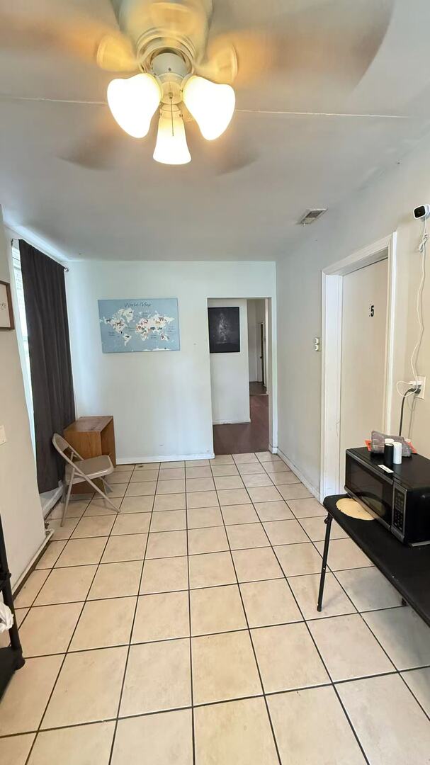906 West 36th Street Chicago, IL 60609 - Photo 5 of 8