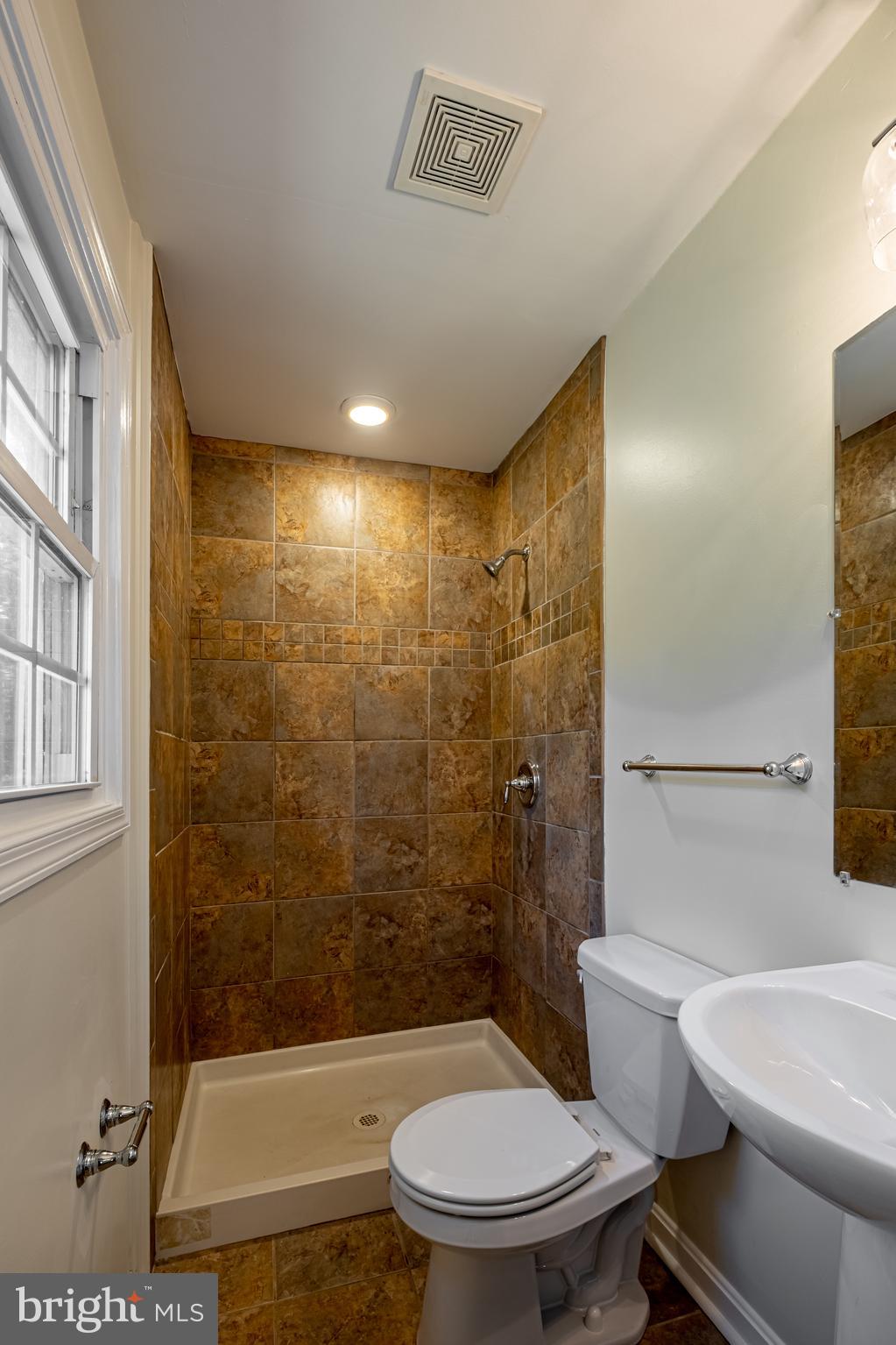 5032 Gallant Green Road Waldorf, MD 20601 - Photo 12 of 27