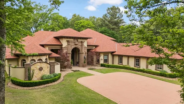 $2,275,000 | 3705 Champions Ridge Lane, Longview, TX 75605