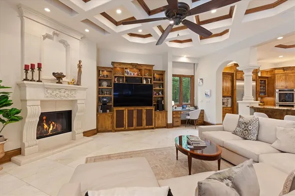 $2,275,000 | 3705 Champions Ridge Lane, Longview, TX 75605