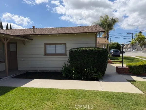$875,000 | 20626 Roseton Avenue, Lakewood, CA 90715