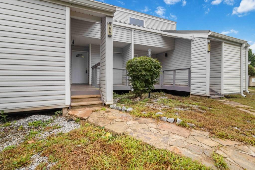 266 Clearview Court, Unit 266 Villa Rica, GA 30180 - Photo 3 of 32