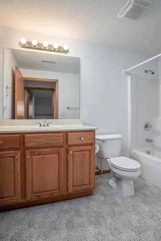 $349,900 | 5200 Villa Drive, Unit 29, Davenport, IA 52806