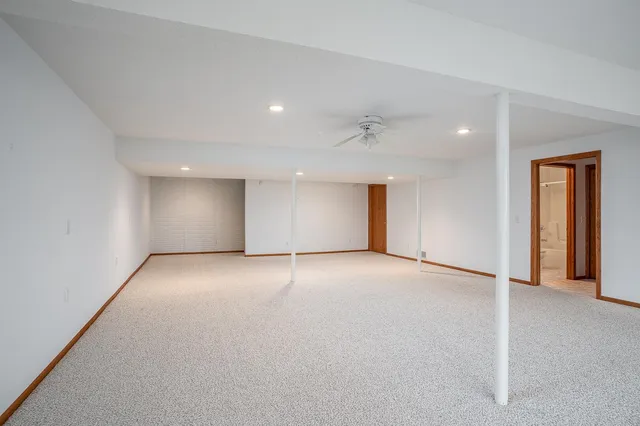 $349,900 | 5200 Villa Drive, Unit 29, Davenport, IA 52806