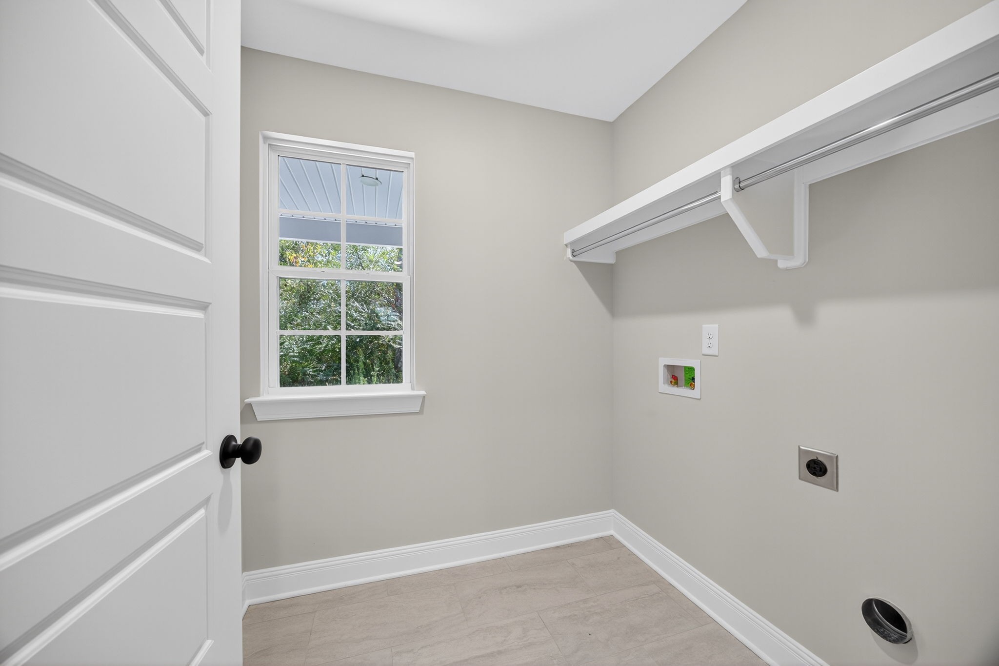 2111 Rylee Way, Unit 9 Greenbrier, TN 37073 - Photo 16 of 33 a view of a small space