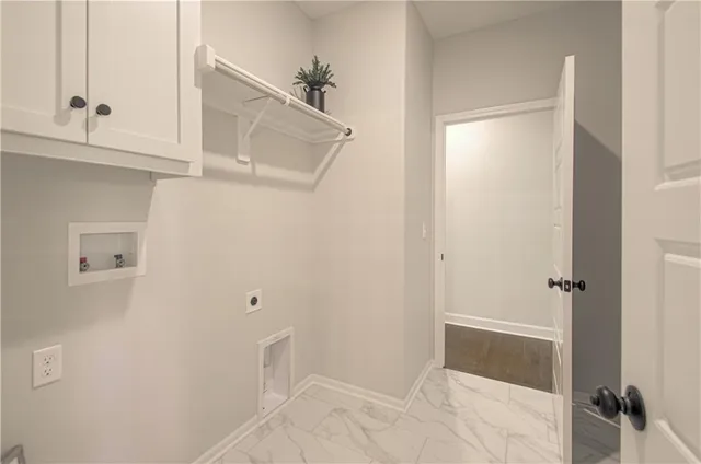 $639,900 | 4818 Northeast 105th Street, Kansas City, MO 64156