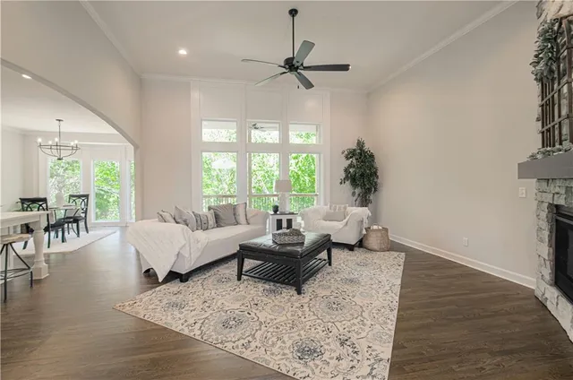 $639,900 | 4818 Northeast 105th Street, Kansas City, MO 64156