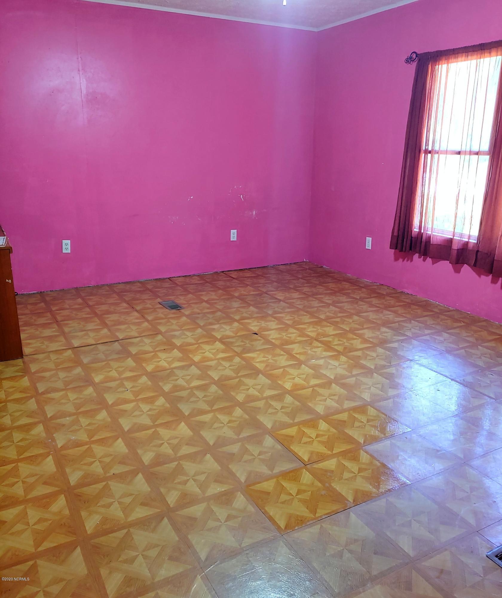 1041 Raccoon Branch Road Tarboro, NC 27886 - Photo 14 of 15 14 - Bed 3