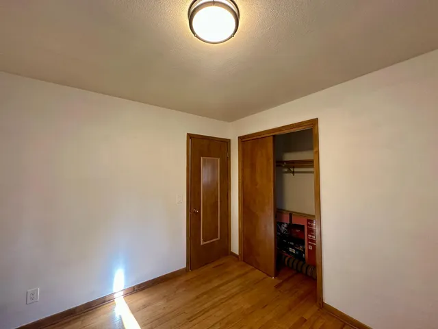 $260,000 | 210 East Oakland Avenue, Luverne, MN 56156