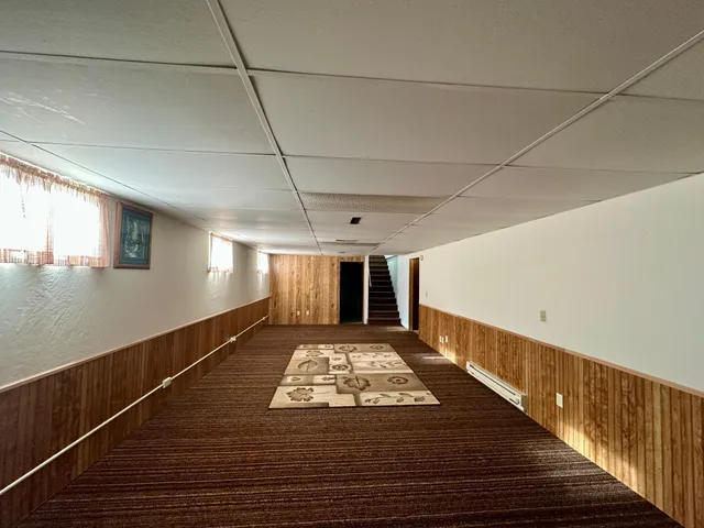 $260,000 | 210 East Oakland Avenue, Luverne, MN 56156