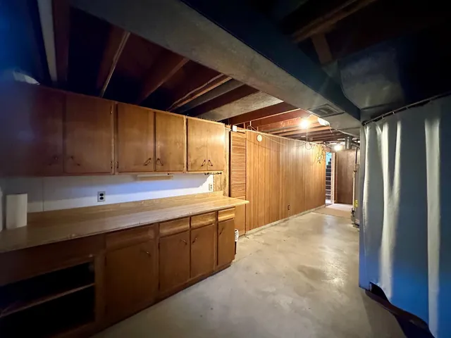 $260,000 | 210 East Oakland Avenue, Luverne, MN 56156