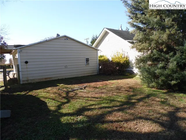 $192,500 | 1211 Old Highway 21, State Road, NC 28676