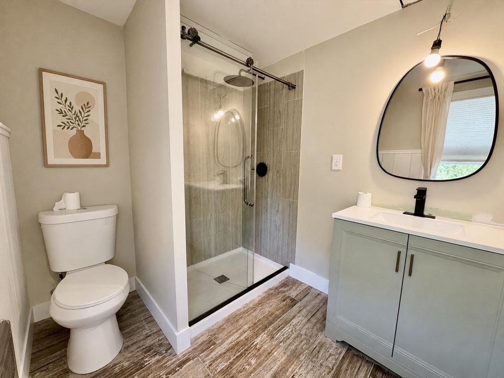 26 Grandview Street Springfield, MA 01118 - Photo 7 of 10