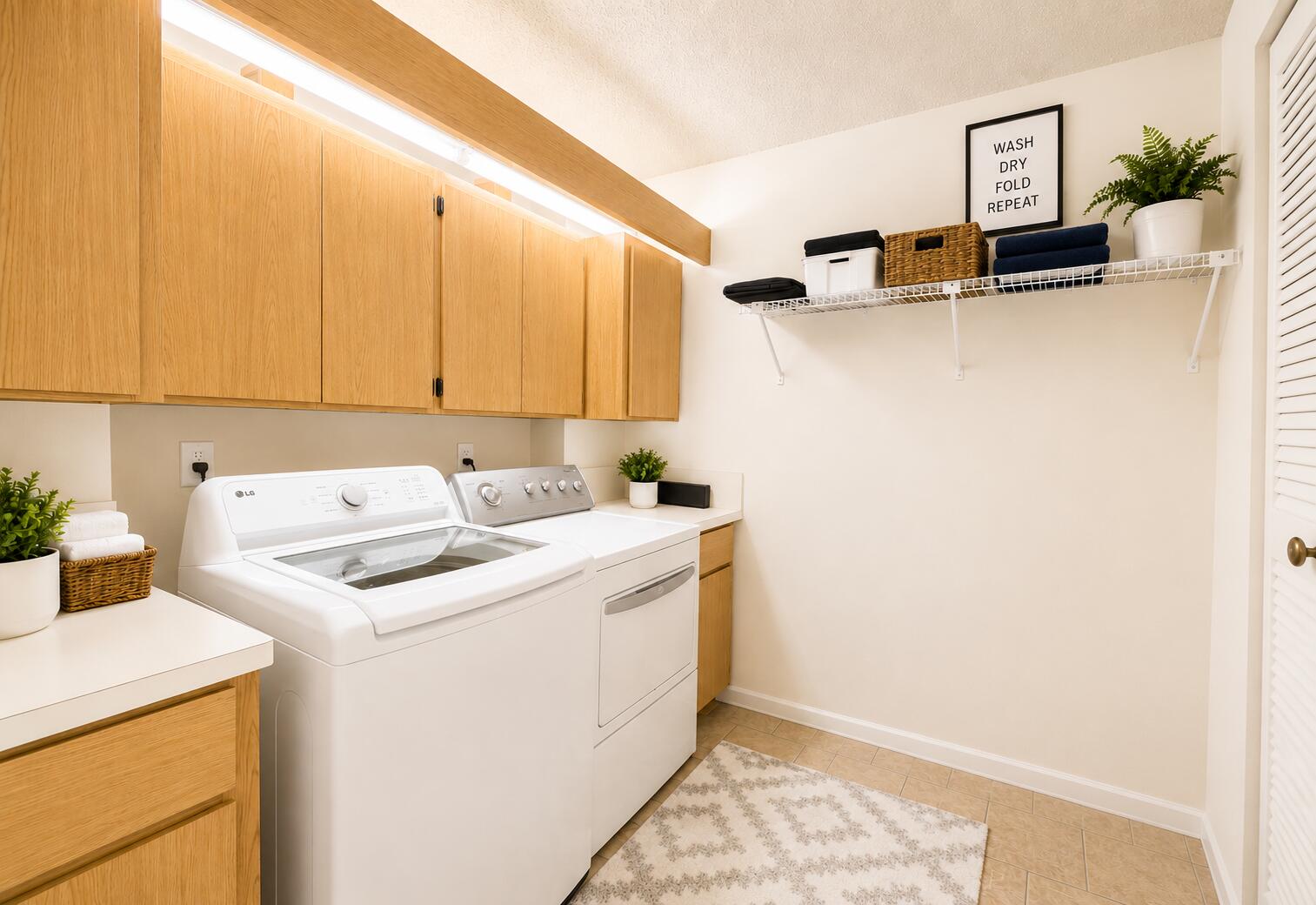 6193 Balboa Circle, Unit 405 Boca Raton, FL 33433 - Photo 22 of 35 Laundry Room