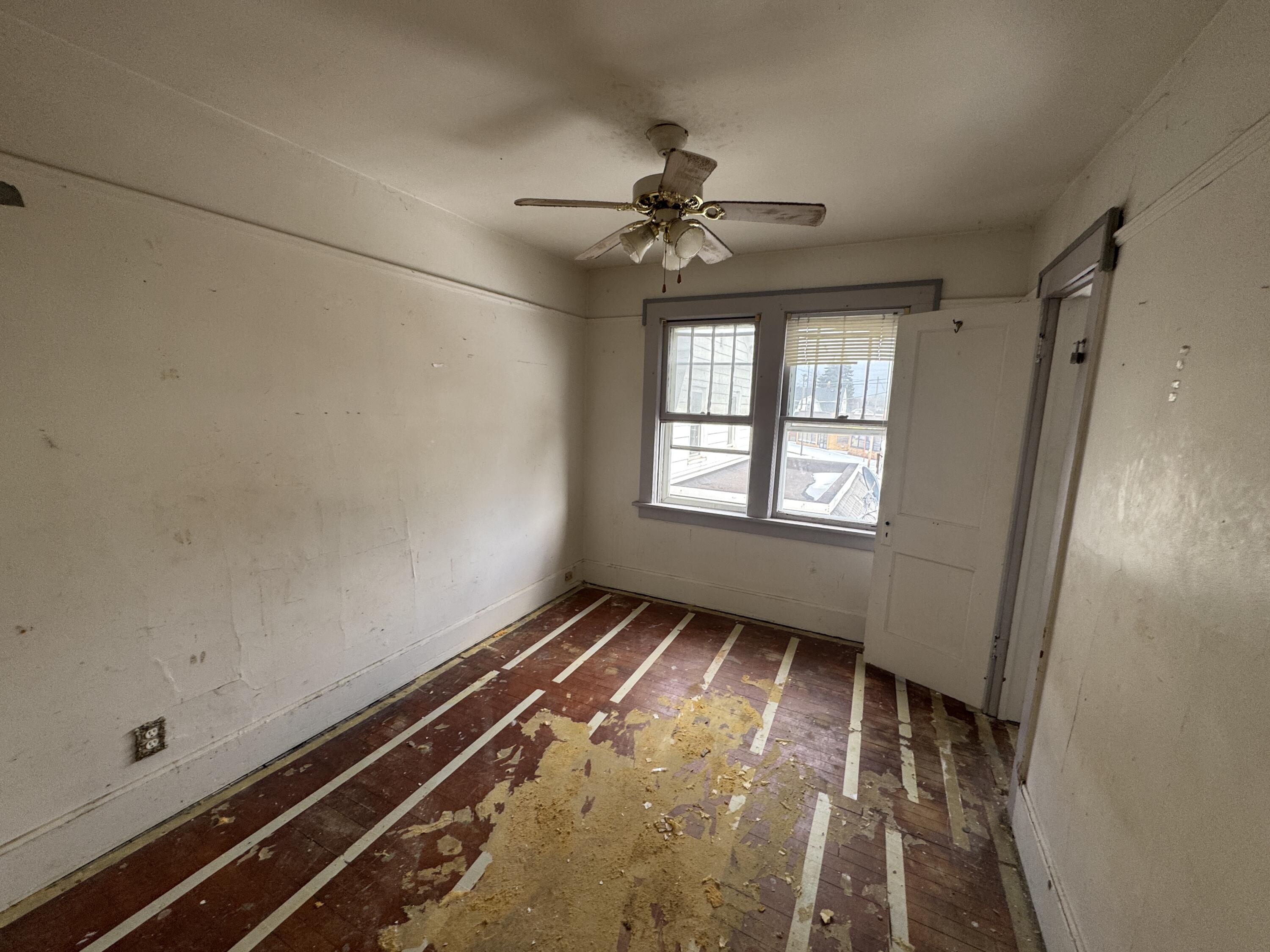 3210 Roosevelt Road Kenosha, WI 53142 - Photo 13 of 13 3210 Roosevelt bed 3