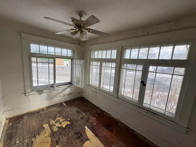 $129,900 | 3210 Roosevelt Road, Kenosha, WI 53142