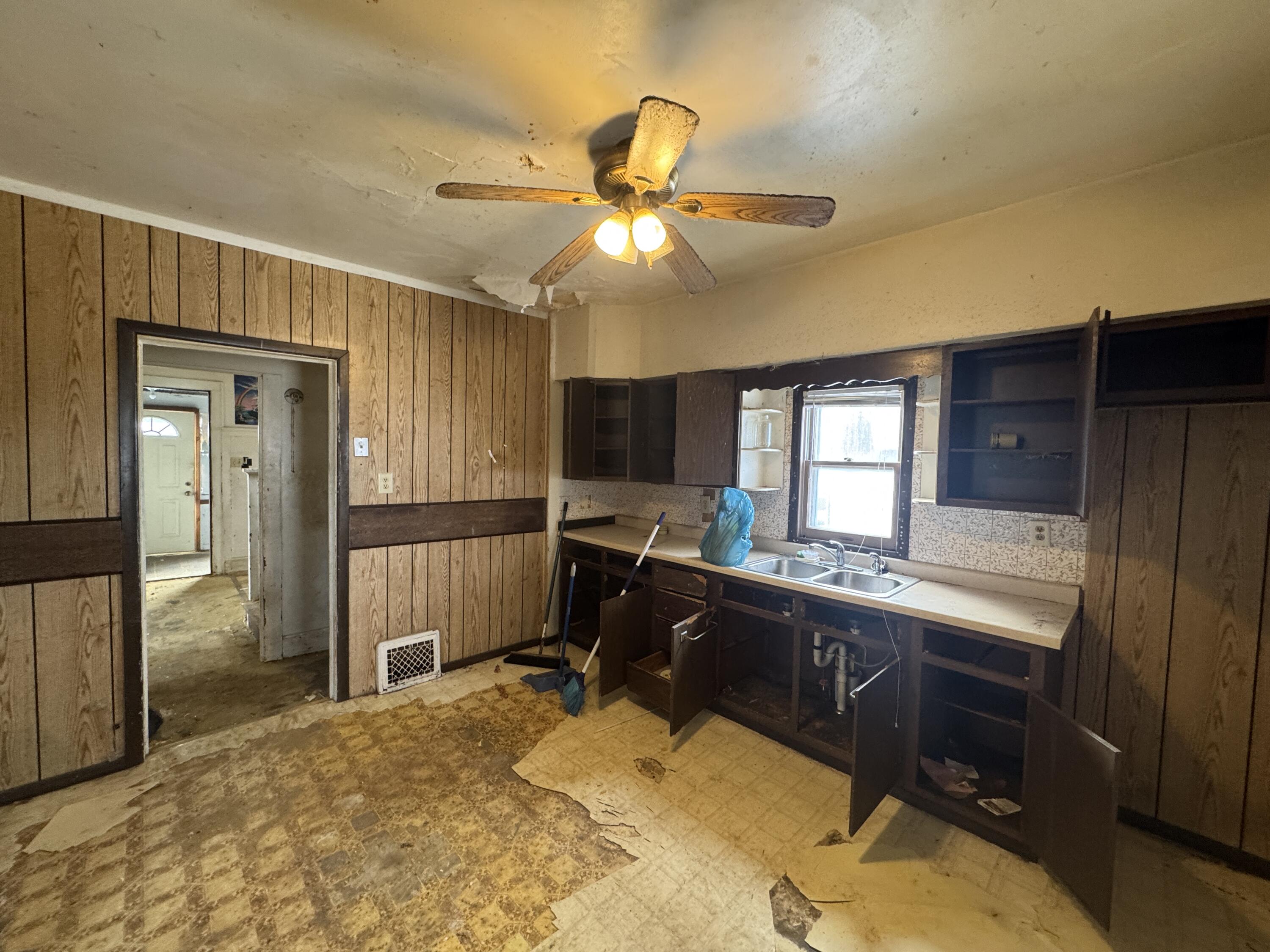 3210 Roosevelt Road Kenosha, WI 53142 - Photo 8 of 13 3210 Roosevelt kitchen angle 1