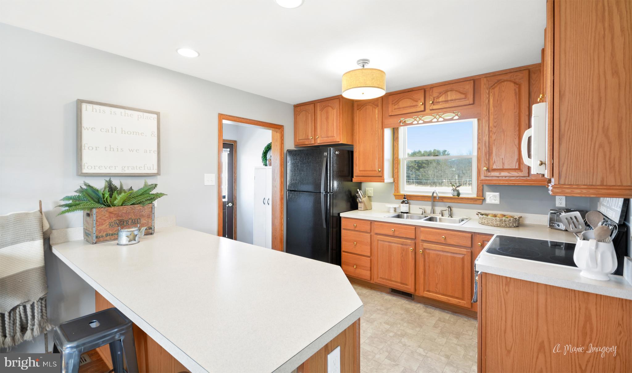 12357 Pleasant Walk Road Myersville, MD 21773 - Photo 16 of 29 Kitchen