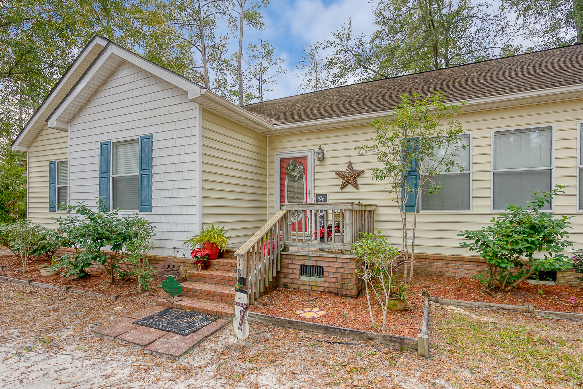 187 Hiers Corner Road Walterboro, SC 29488 - Photo 1 of 29 5