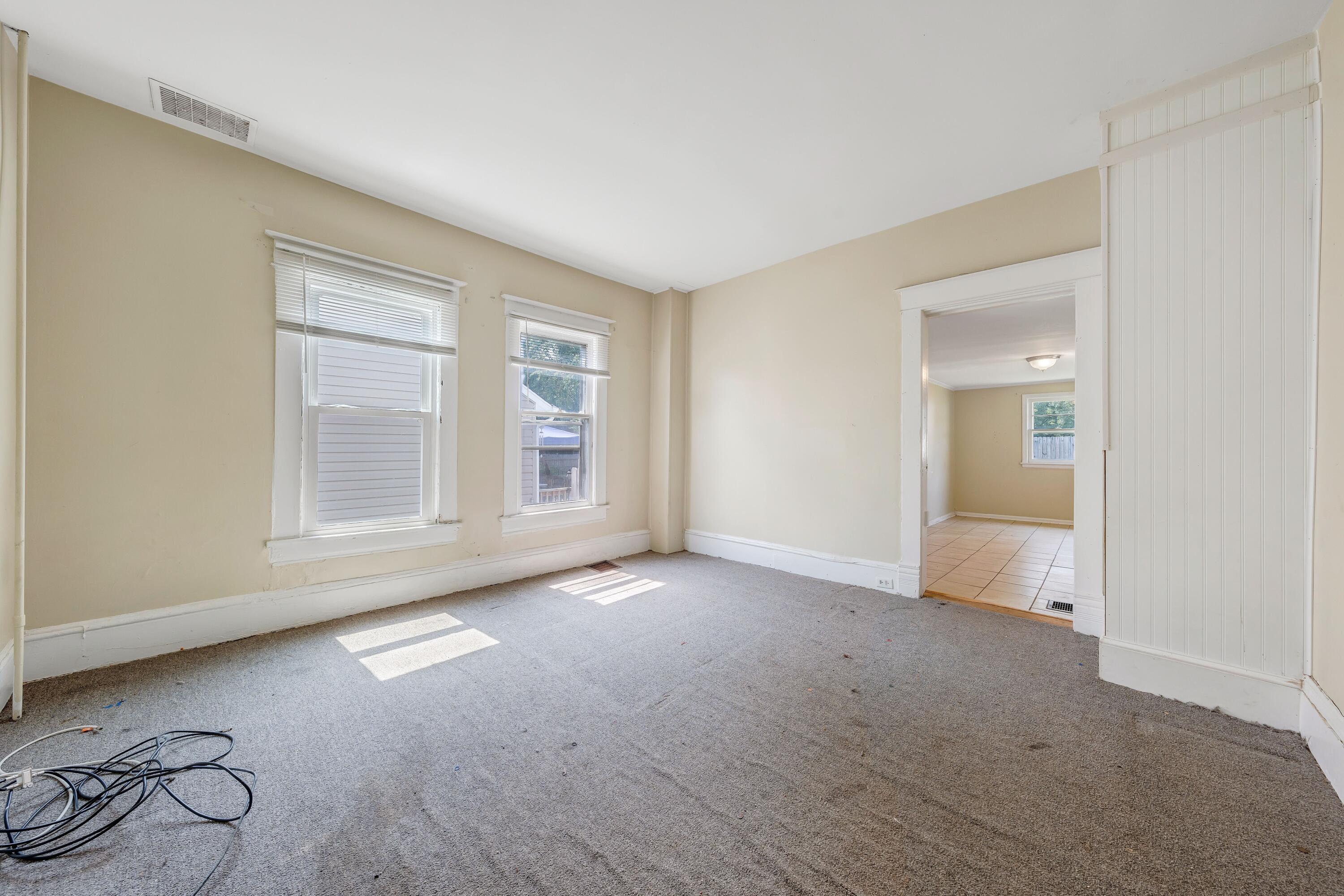 332 Fugate Road Northeast Roanoke, VA 24012 - Photo 27 of 44 332 Fugate - 14