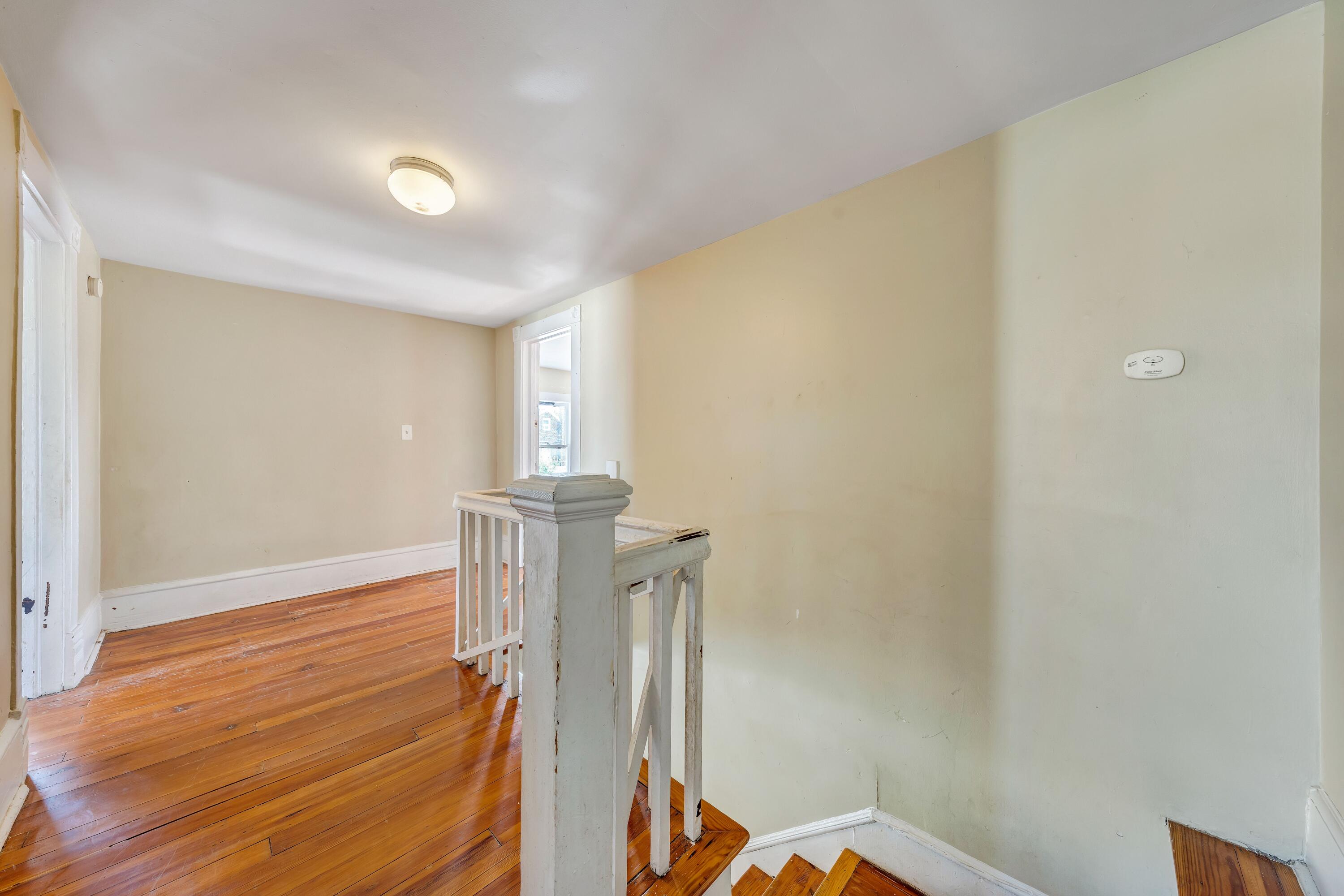 332 Fugate Road Northeast Roanoke, VA 24012 - Photo 36 of 44 332 Fugate - 23