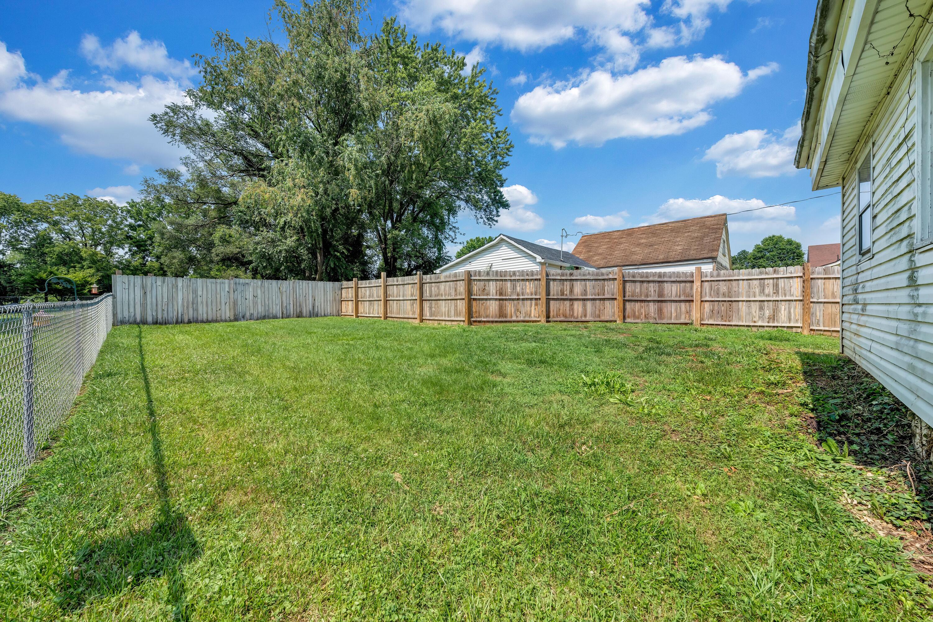 332 Fugate Road Northeast Roanoke, VA 24012 - Photo 43 of 44 332 Fugate - 30