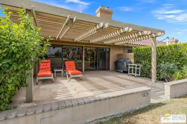 $368,999 | 41810 Woodhaven Drive East, Palm Desert, CA 92211