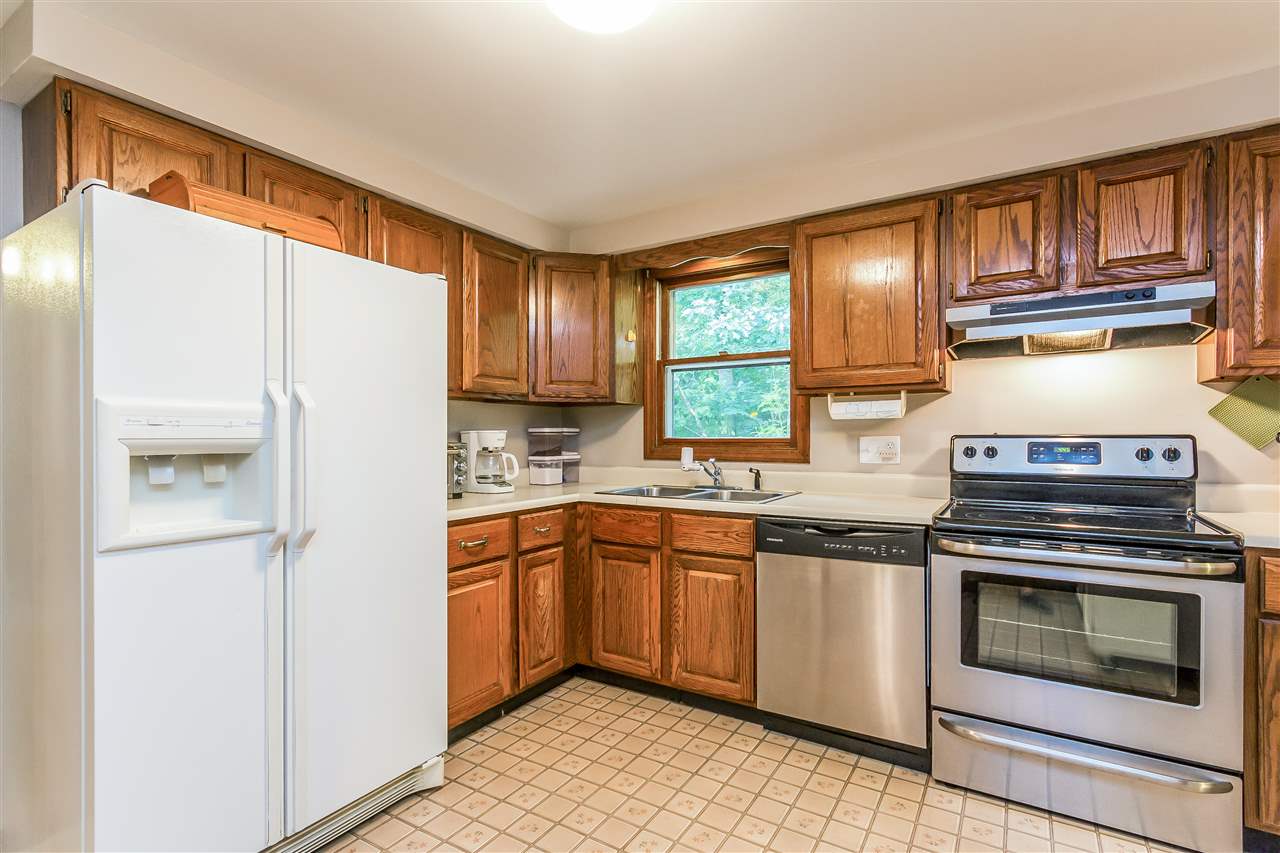 263 High Range Road Londonderry, NH 03053 - Photo 13 of 40