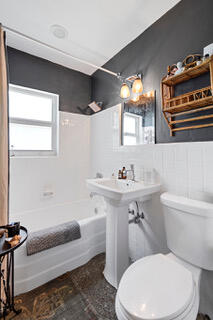 5 Sailfish Lane, Unit 5 Ocean Ridge, FL 33435 - Photo 13 of 23 bathroom