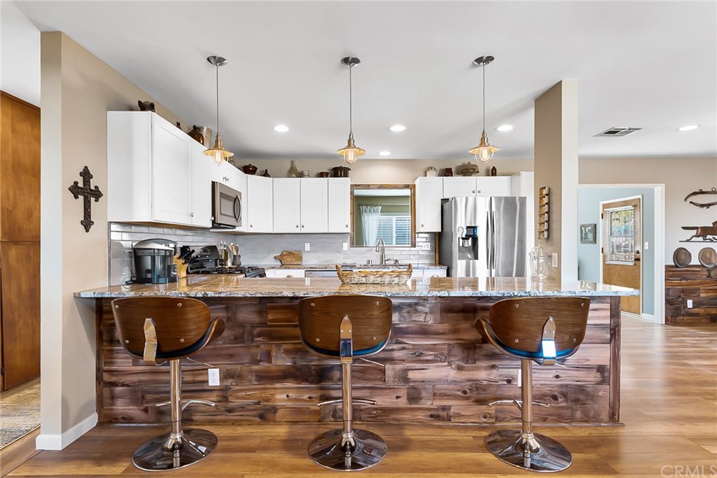 60649 Latham Trail Joshua Tree, CA 92252 - Photo 2 of 17